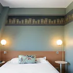 L\'Hotel